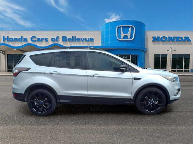 2017 Ford Escape Titanium photo 9