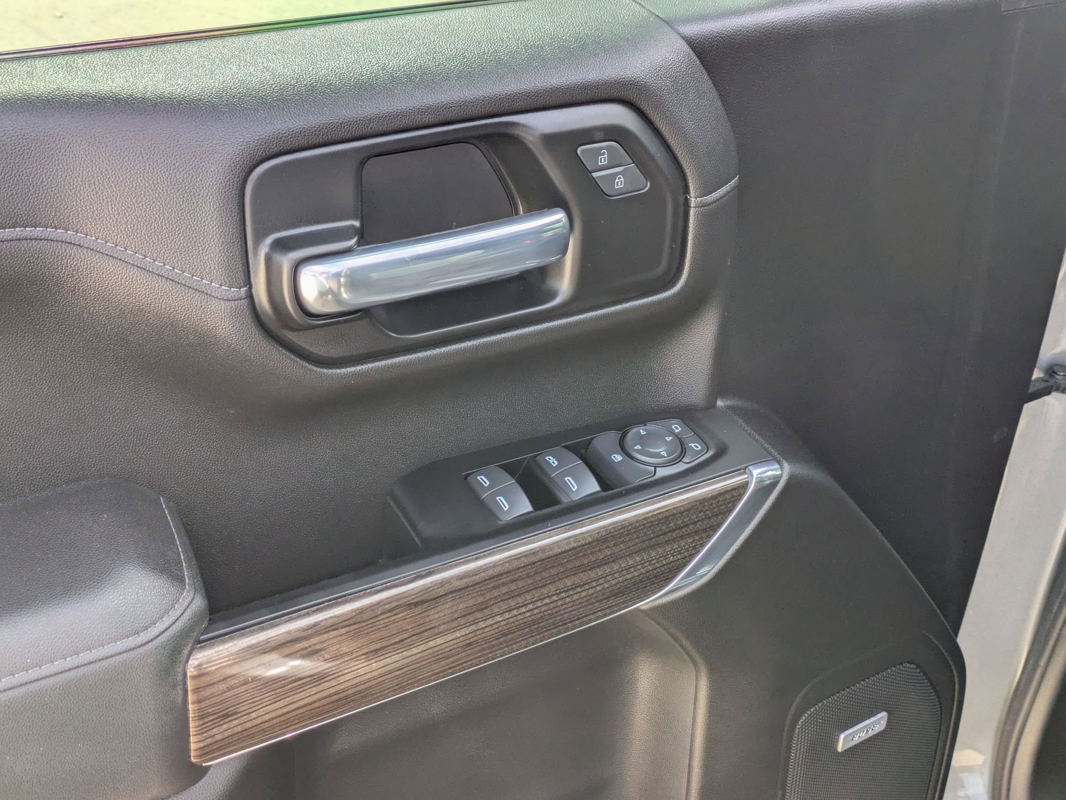 2022 Chevrolet Silverado 1500 LT Trail Boss photo 12