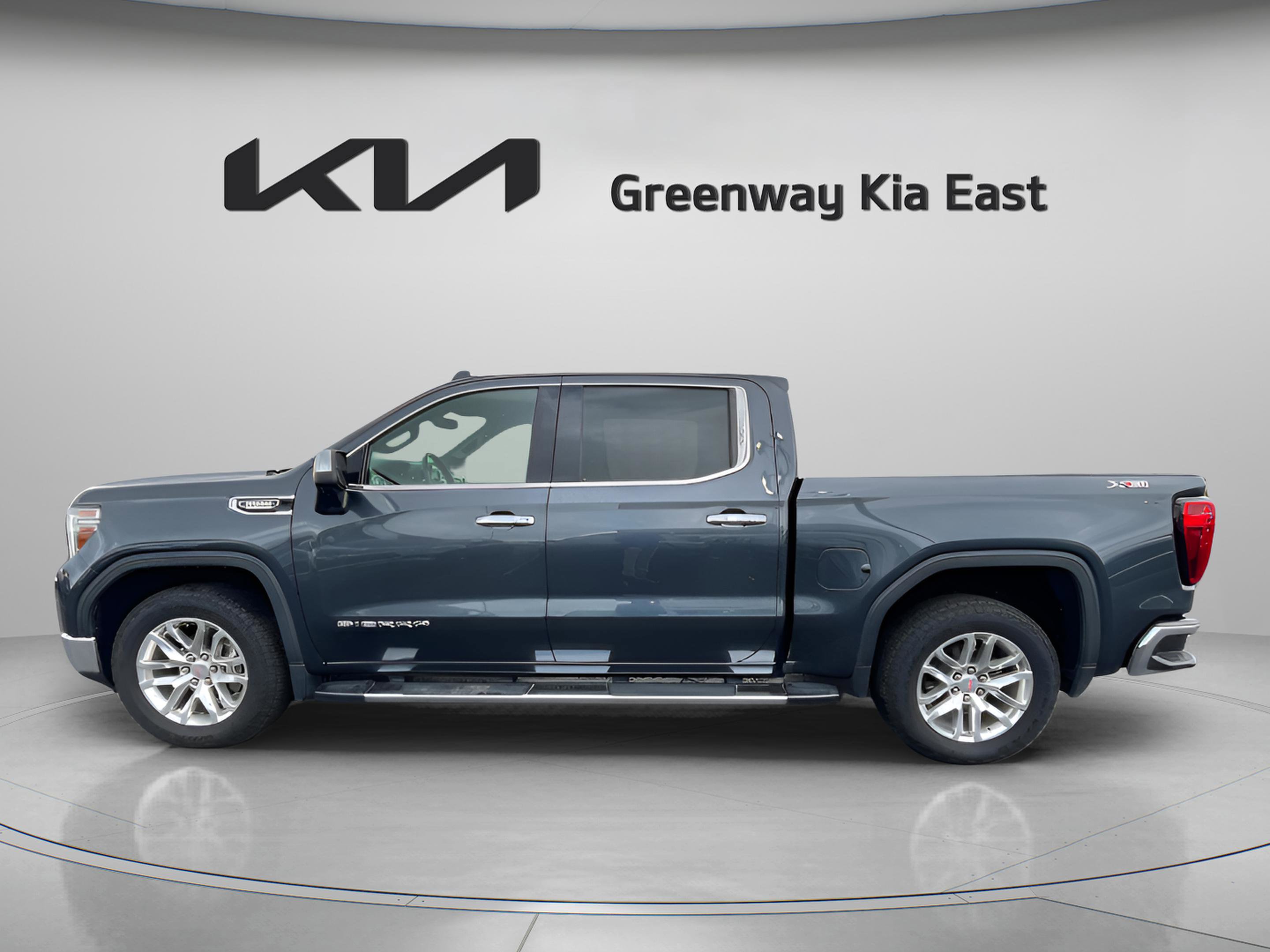 2021 Gmc Sierra 1500 SLT photo 4