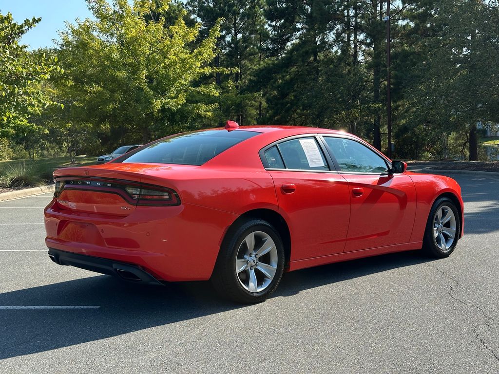 2018 Dodge Charger SXT Plus photo 8