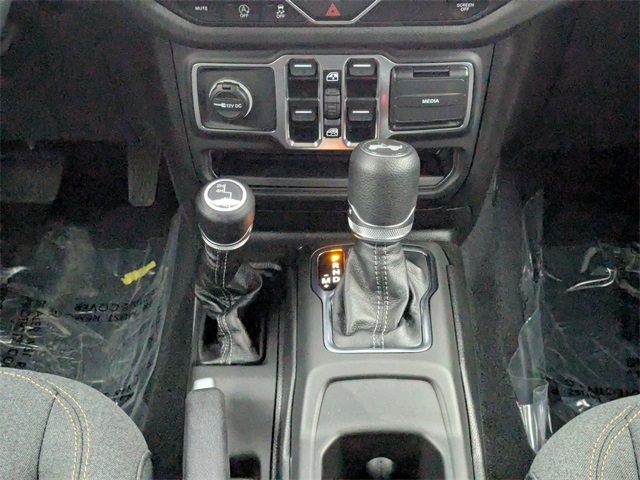 2025 Jeep Wrangler Sport photo 18