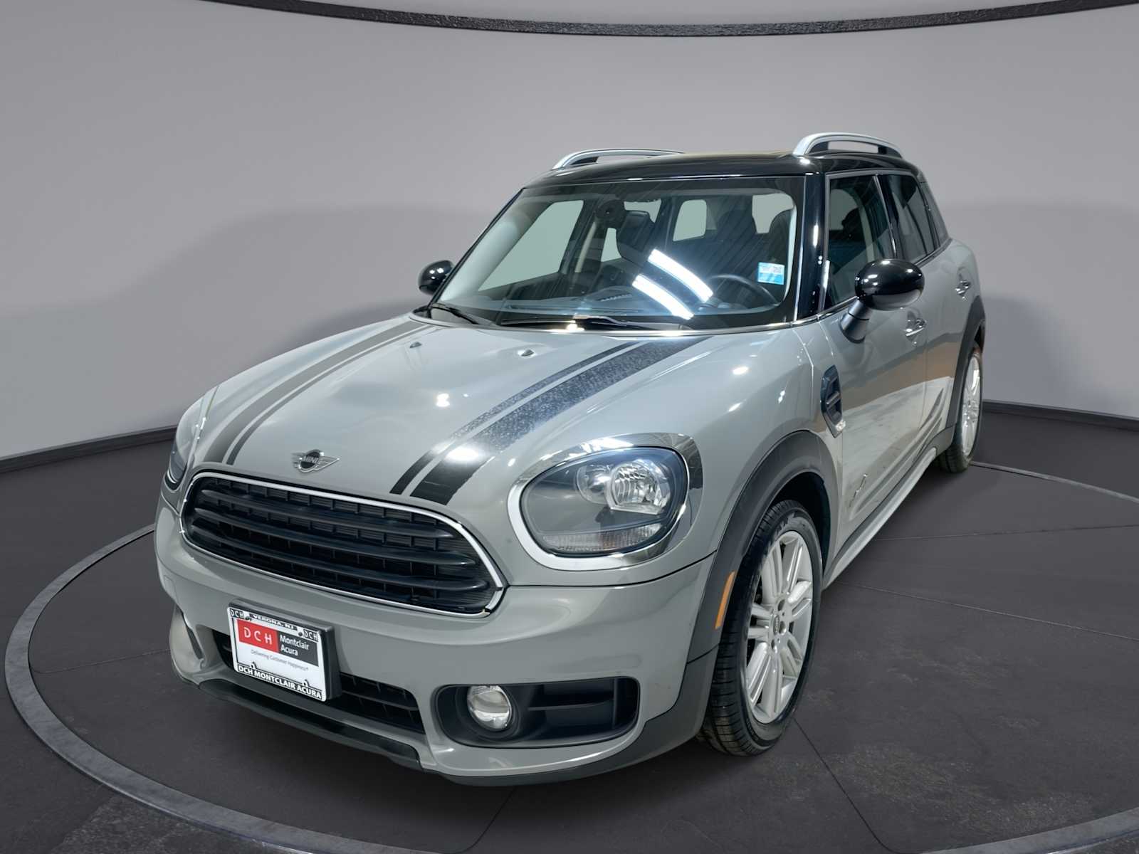 2018 MINI Countryman Base's photo