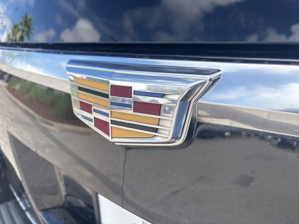 2019 Cadillac Escalade Platinum photo 4