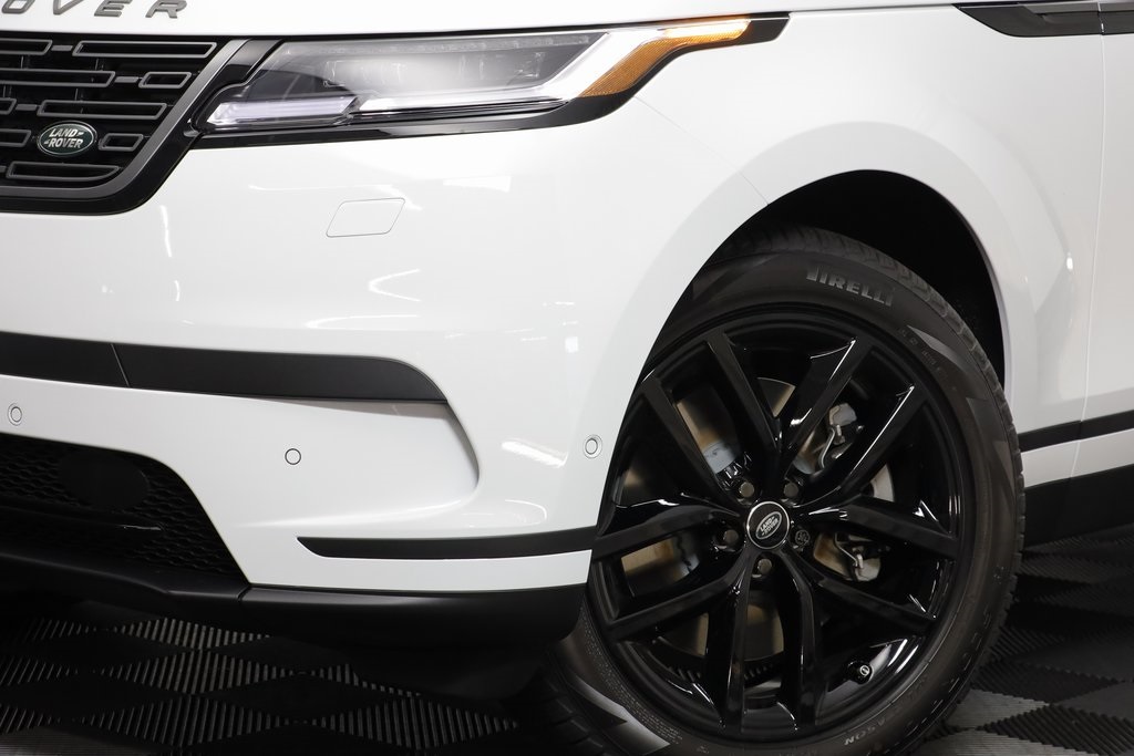 2026 Land Rover Range Rover Velar S photo 4