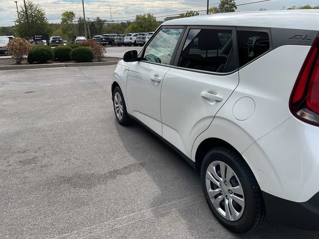 2020 Kia Soul LX photo 3