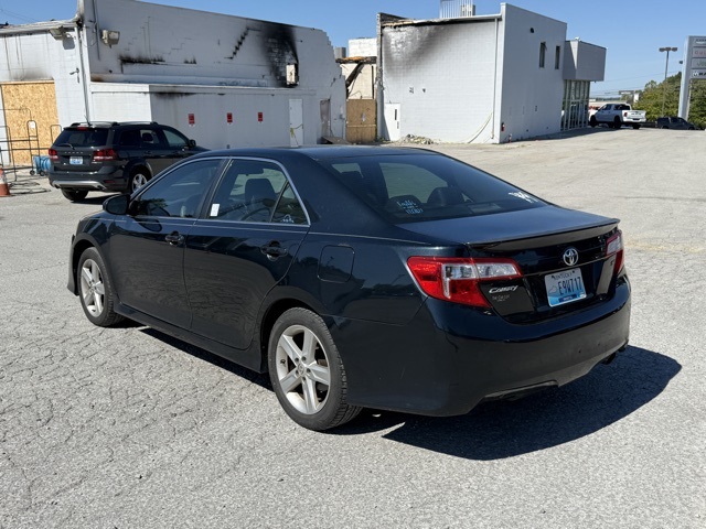 2014 Toyota Camry SE photo 8
