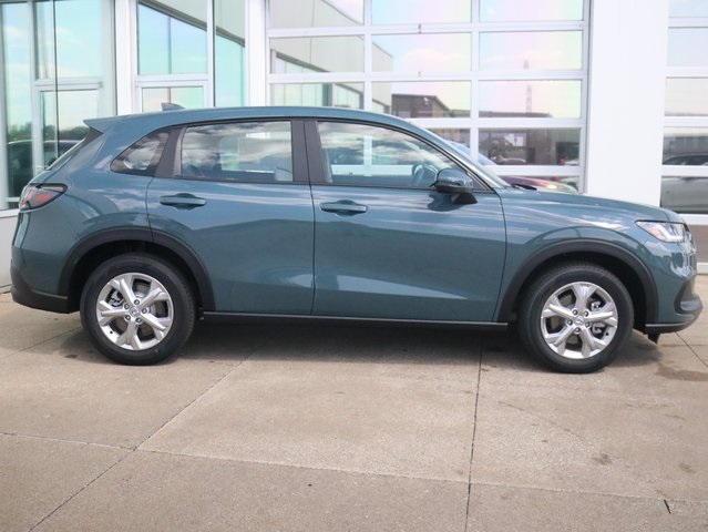 2025 Honda HR-V LX photo 4