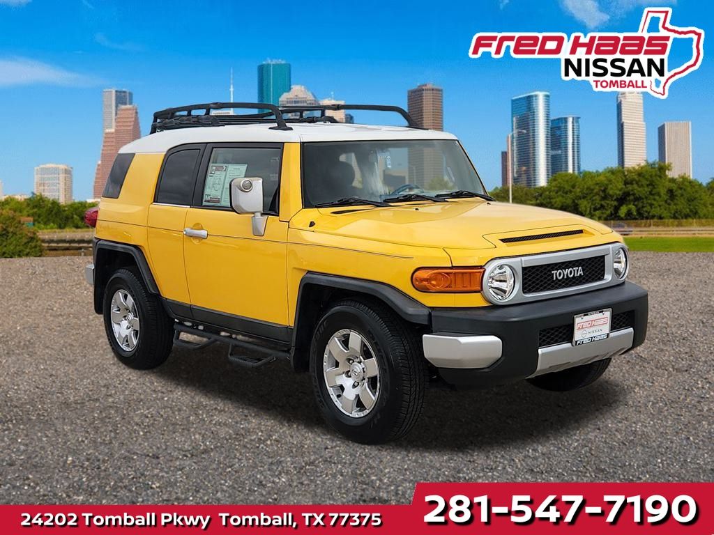 2008 Toyota FJ Cruiser Base's photo