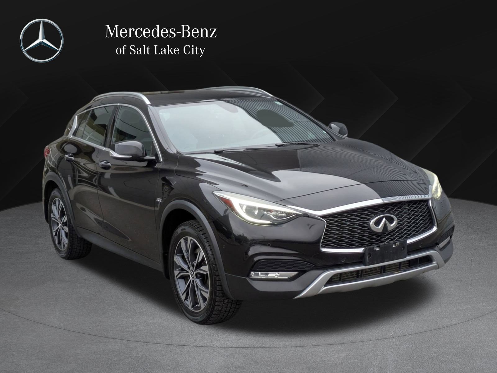 2018 INFINITI QX30 Premium