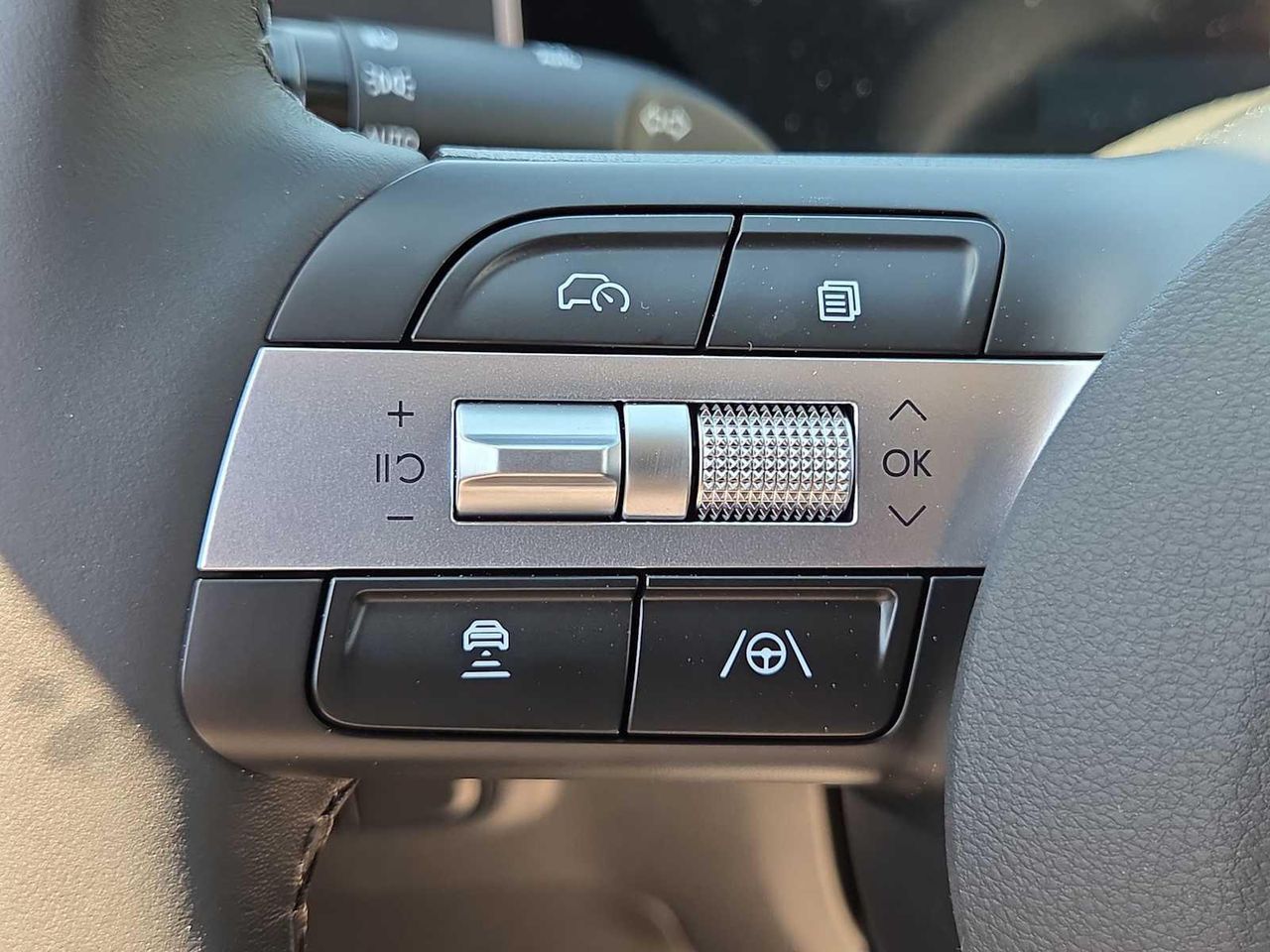 2025 Hyundai Tucson SEL Convenience photo 20