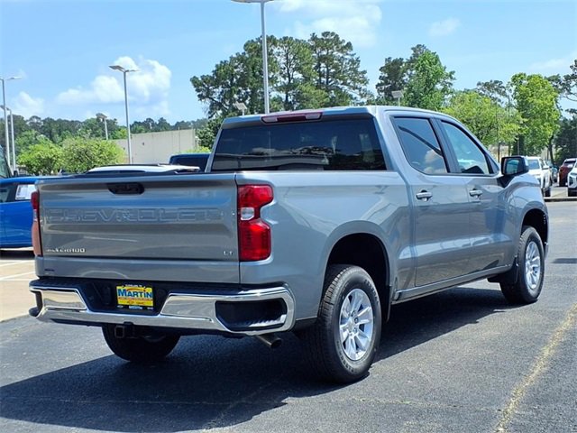 2025 Chevrolet Silverado 1500 LT photo 2