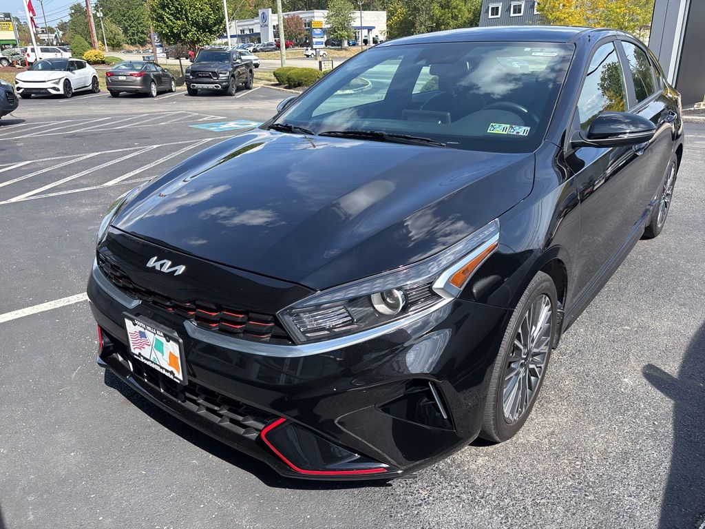 2023 Kia Forte GT-Line photo 12