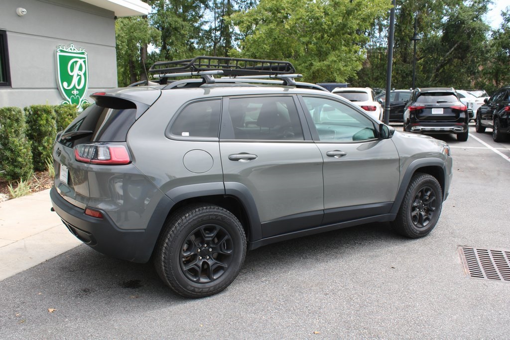2022 Jeep Cherokee X photo 2