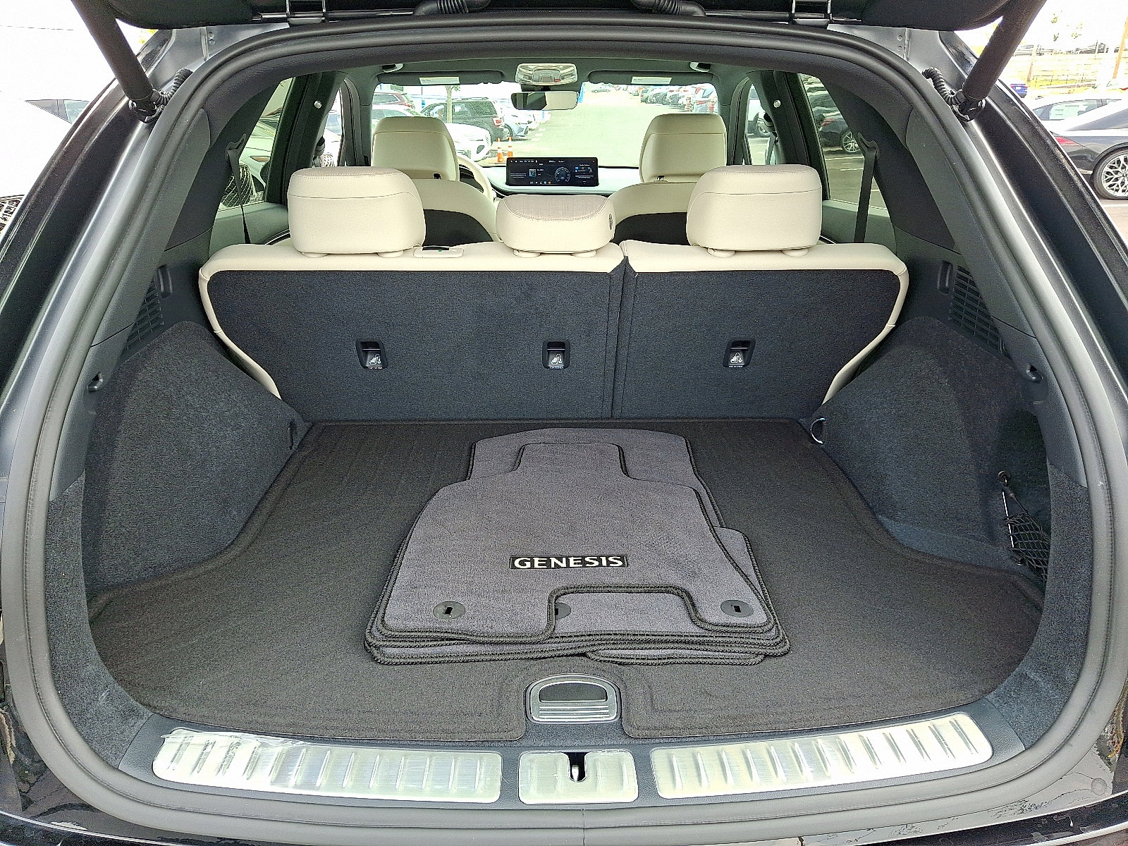 2025 Genesis Electrified GV70 Advanced photo 29