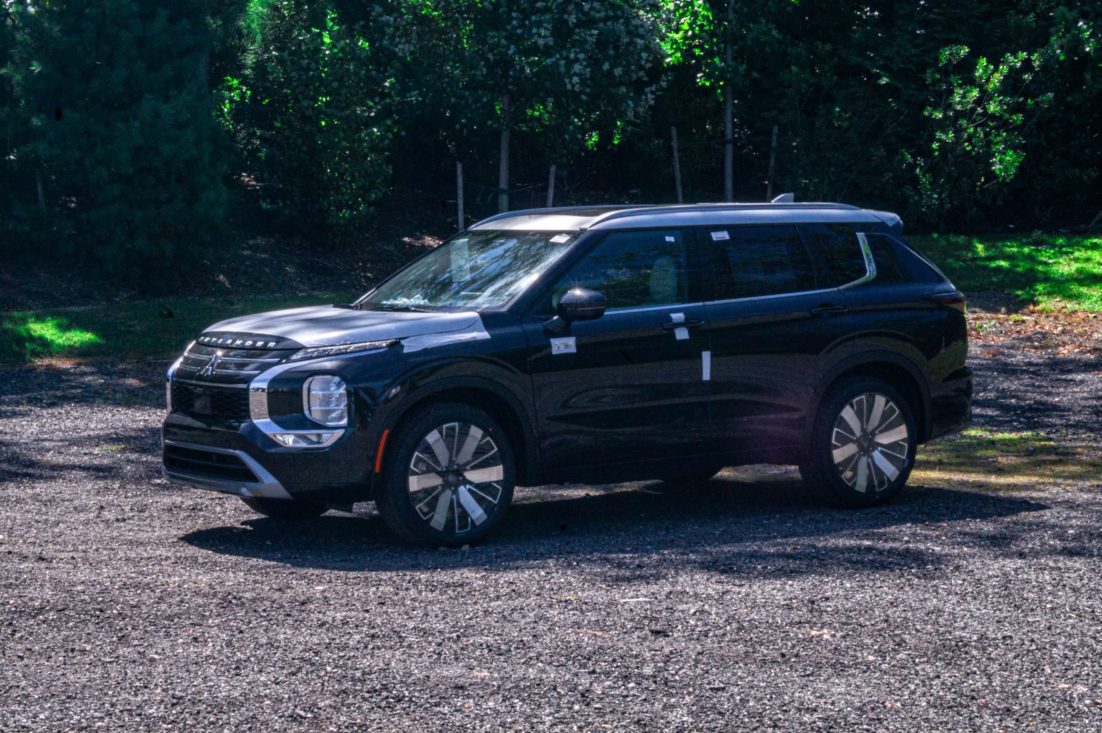 2025 Mitsubishi Outlander SEL GT photo 3