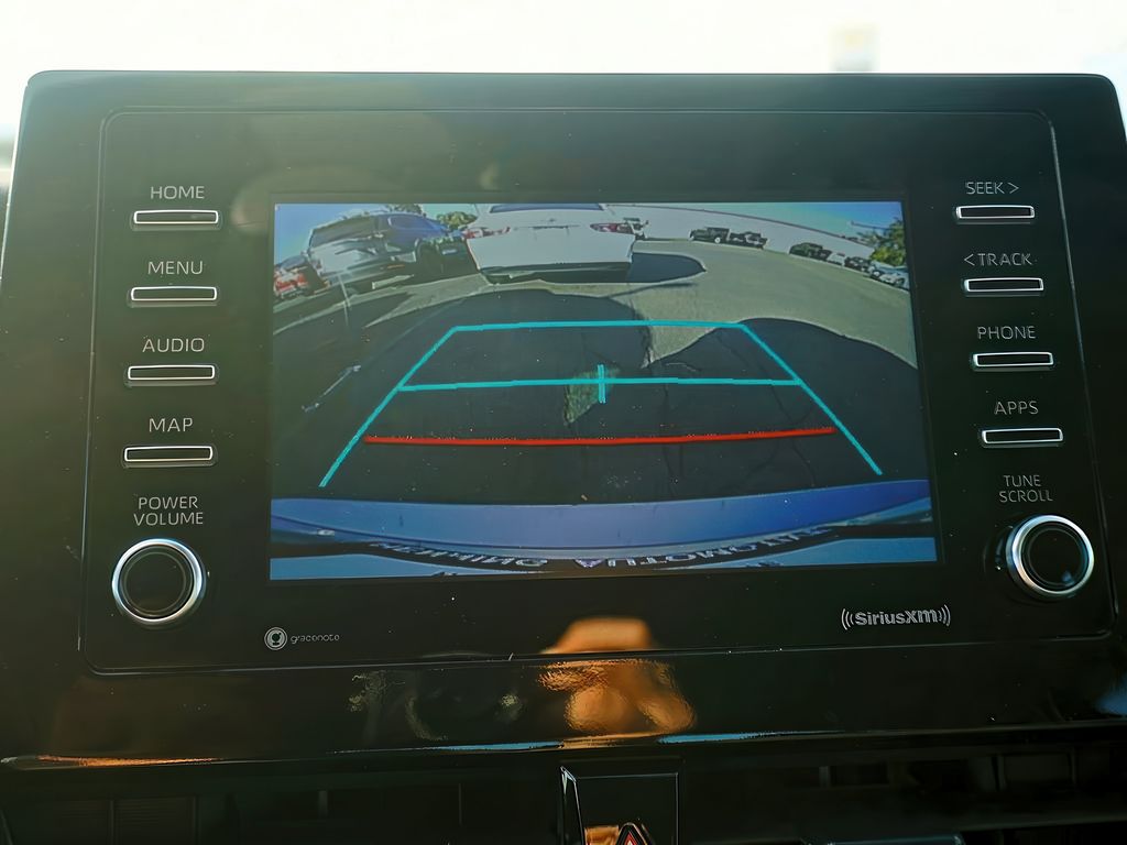2022 Toyota Camry LE photo 18