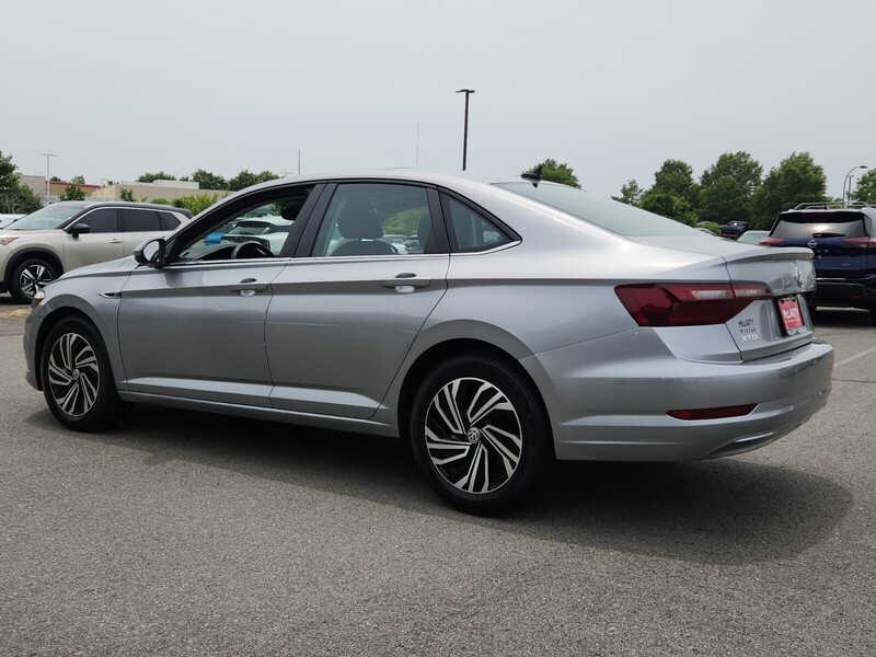 2021 Volkswagen Jetta SEL photo 5