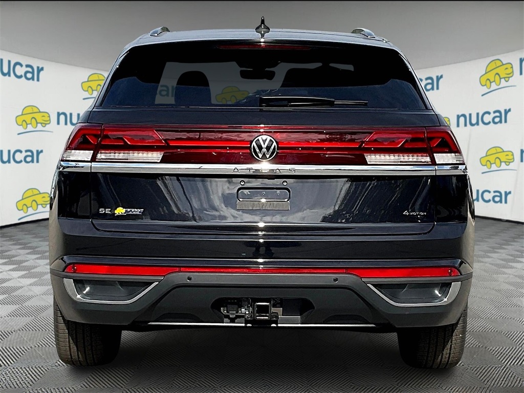 2026 Volkswagen Atlas Cross Sport SE Technology photo 3