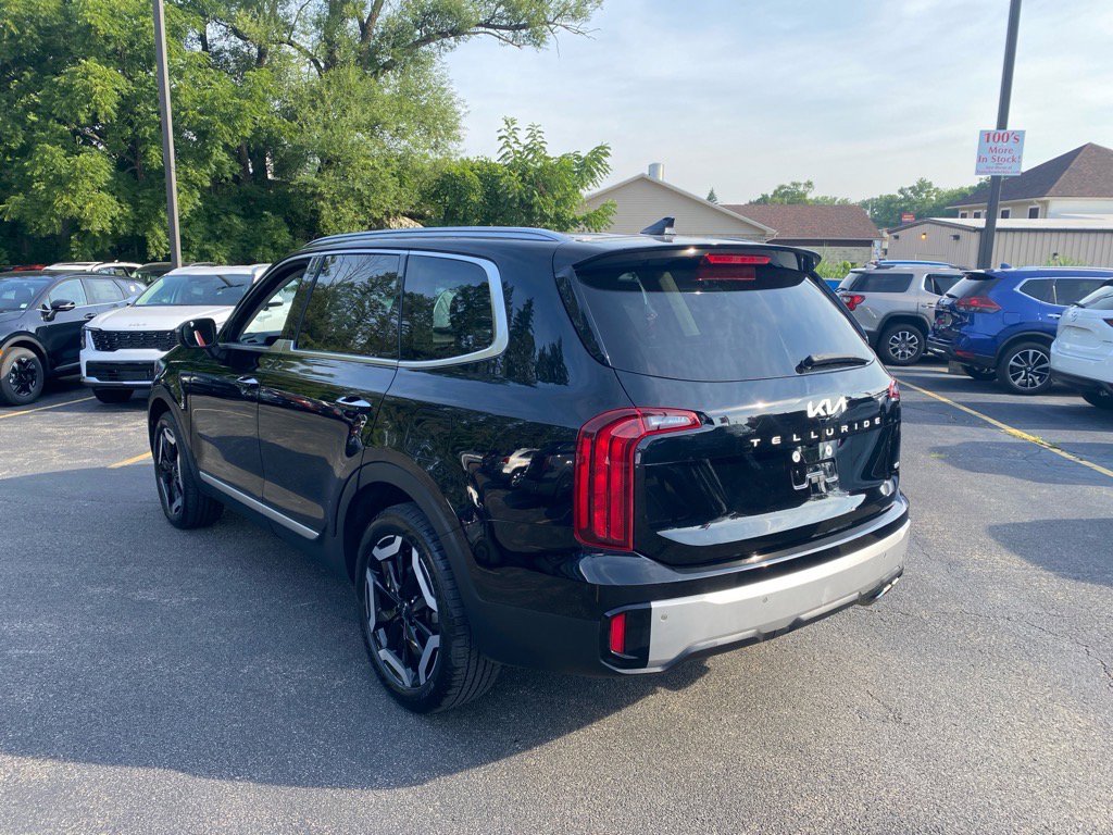 2023 Kia Telluride S photo 5