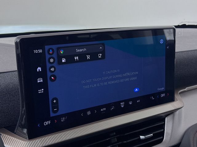 2025 Ford Explorer photo 13