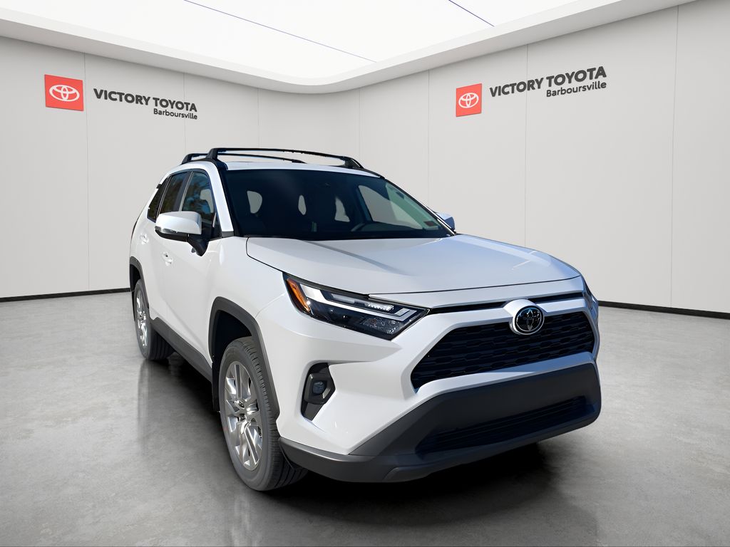 2025 Toyota RAV4 XLE Premium's photo