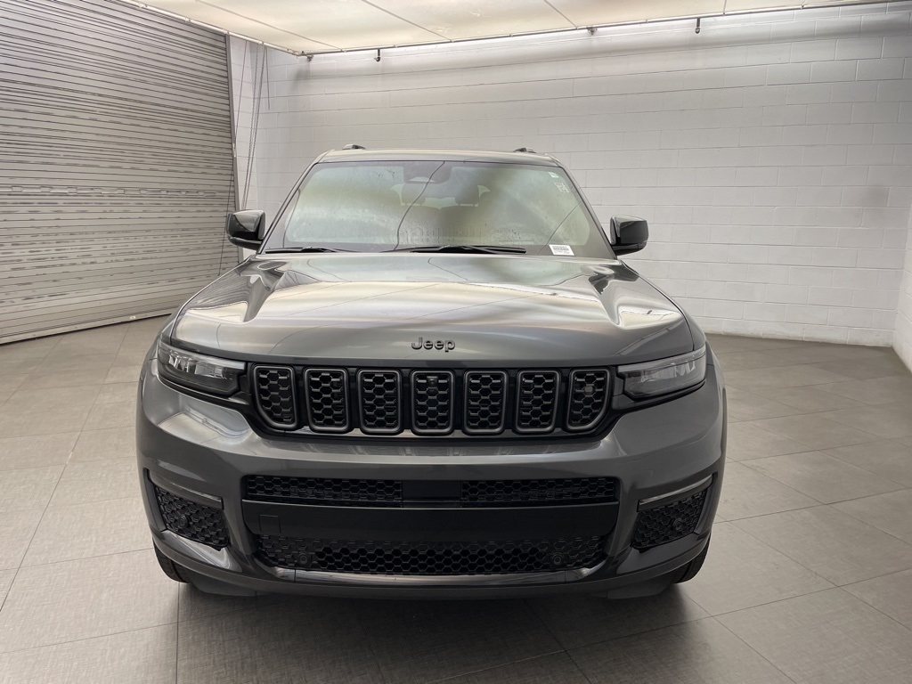 2025 Jeep Grand Cherokee L Summit Reserve photo 7