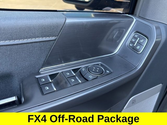 2024 Ford F-150 Lariat photo 8