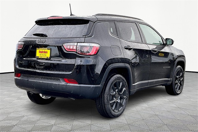 2025 Jeep Compass Latitude photo 13