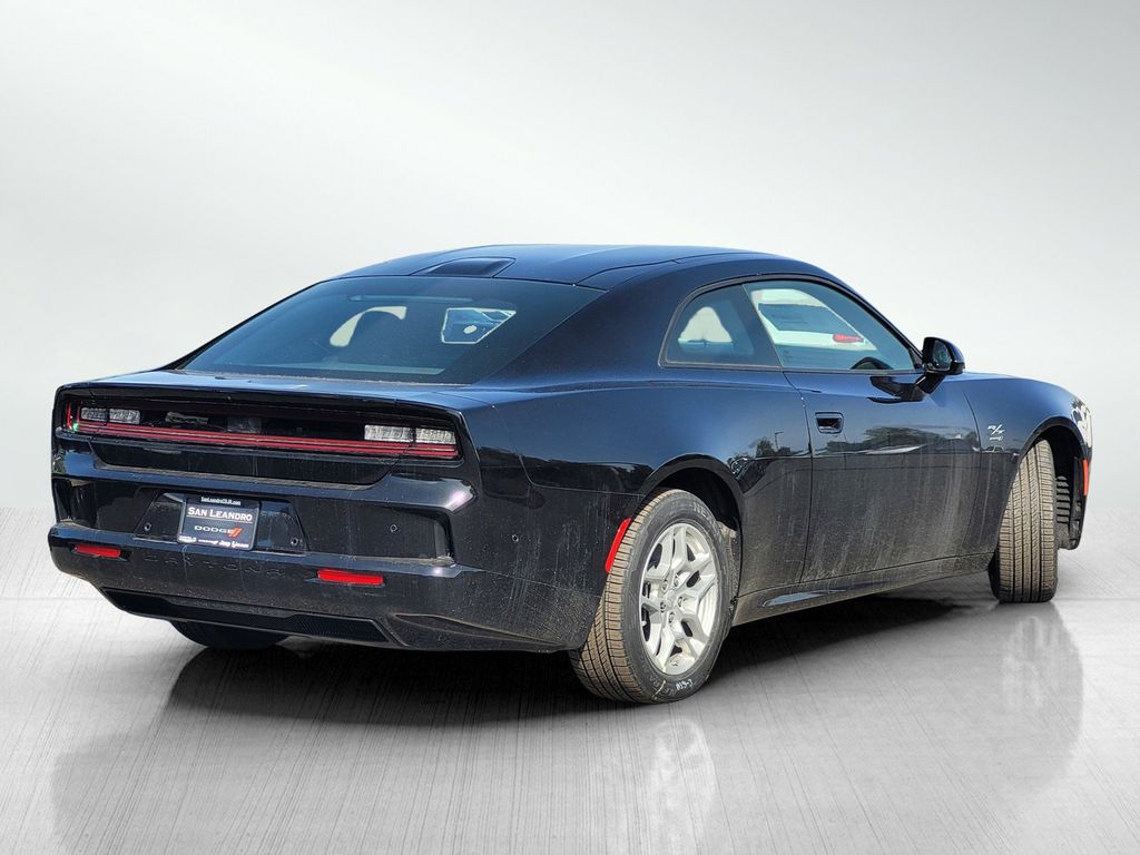 2025 Dodge Charger R/T AWD photo 4
