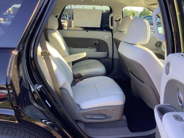 2026 Hyundai Palisade Limited photo 13