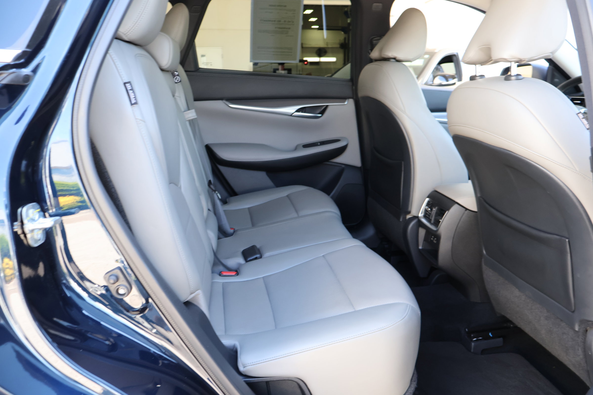 2023 Infiniti QX50 Luxe photo 21