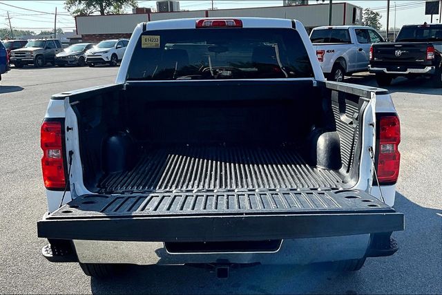 2018 Chevrolet Silverado 1500 LT photo 18