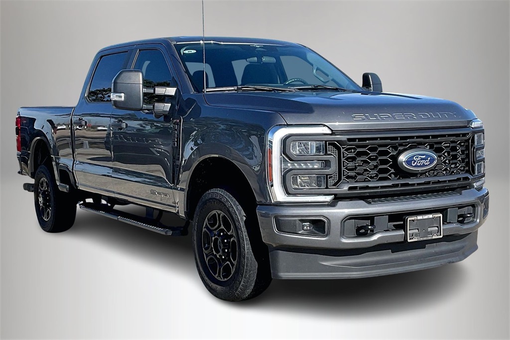 2023 Ford F-250 Super Duty XL's photo