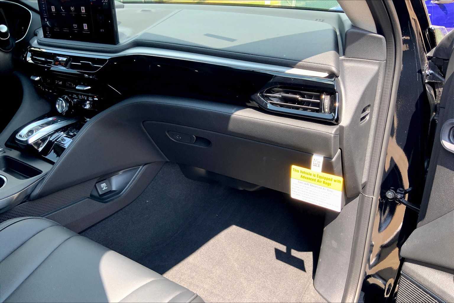 2025 Acura MDX photo 17
