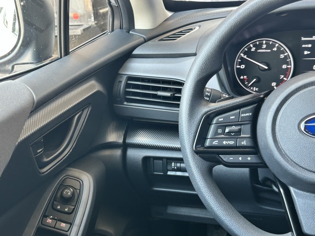 2025 Subaru Crosstrek Premium photo 18