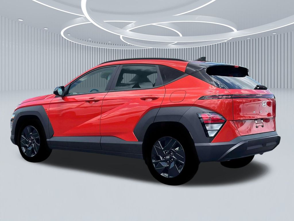 2026 Hyundai Kona SEL photo 4