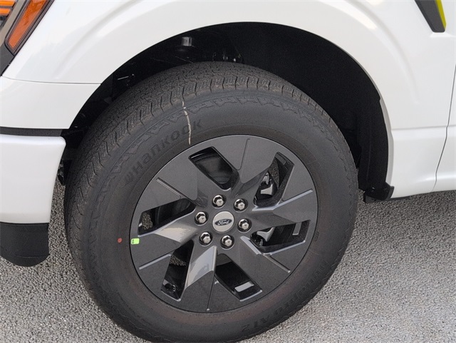 2025 Ford F-150 STX photo 2