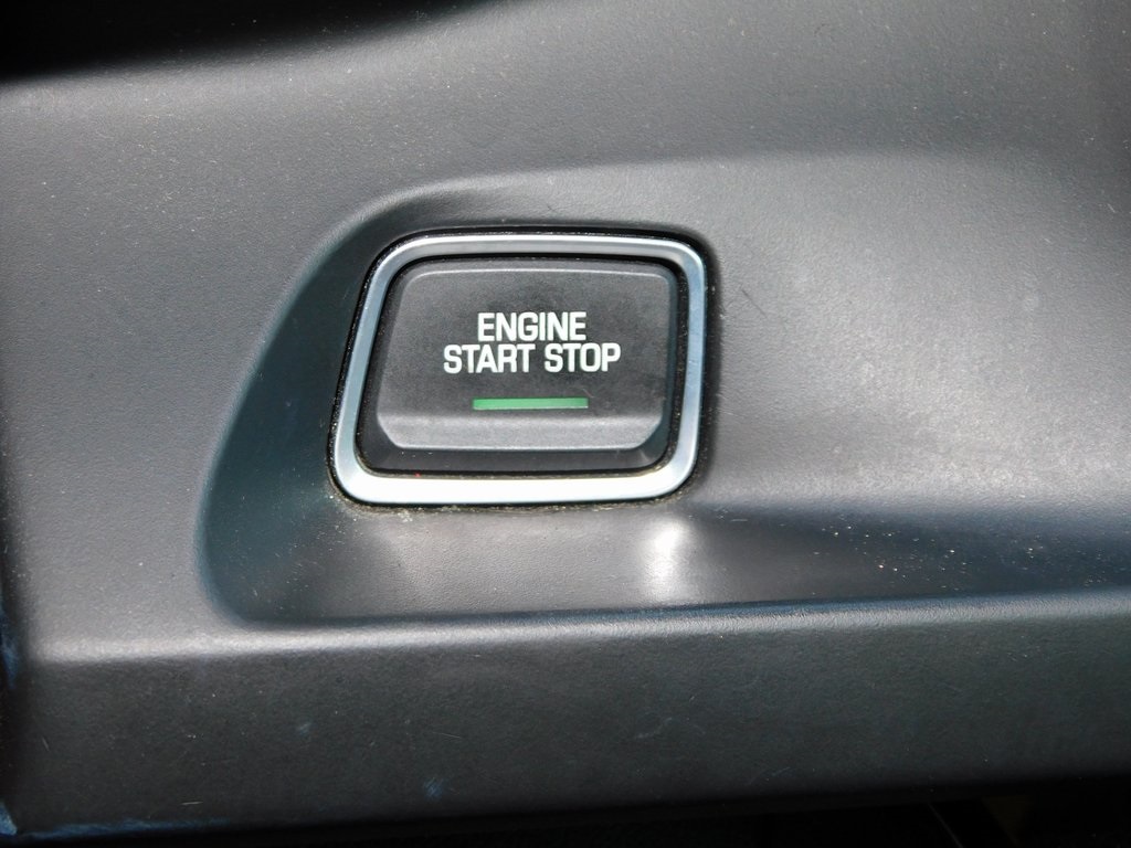 2019 Chevrolet Camaro 1LT photo 24