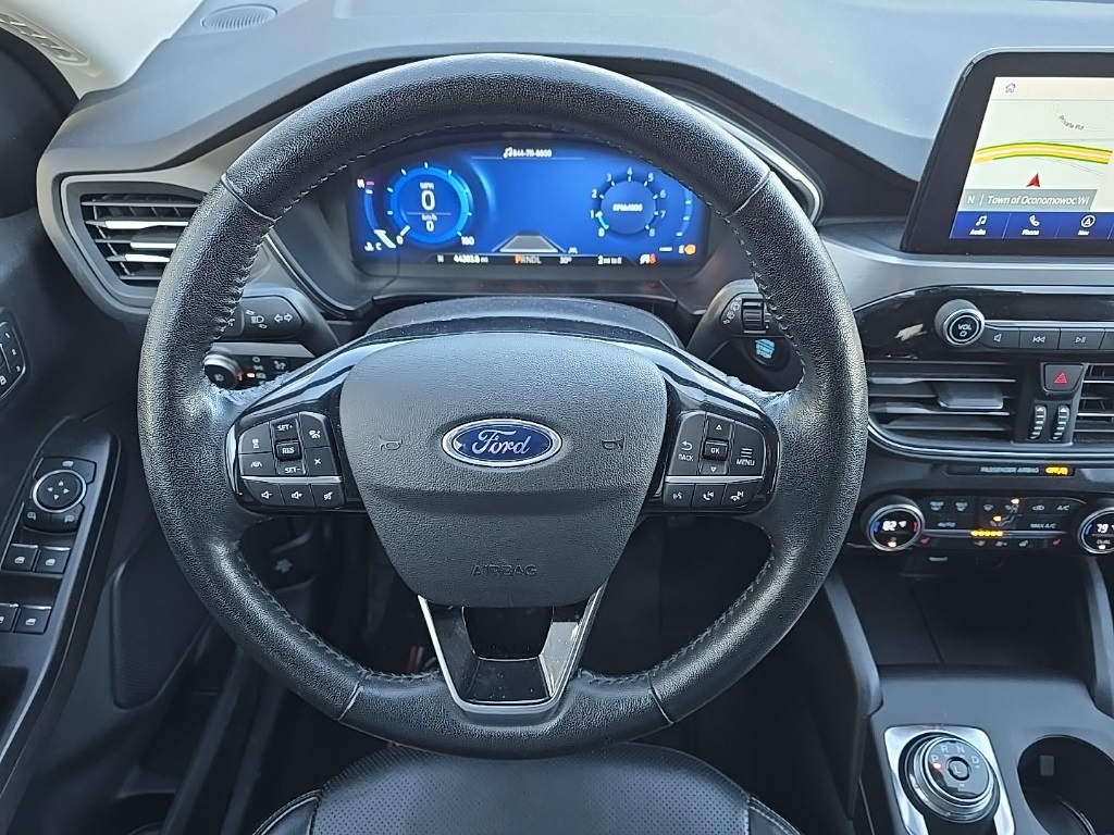 2021 Ford Escape Titanium photo 12