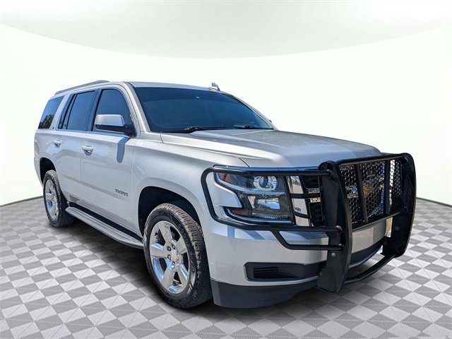 2017 Chevrolet Tahoe LT photo 2