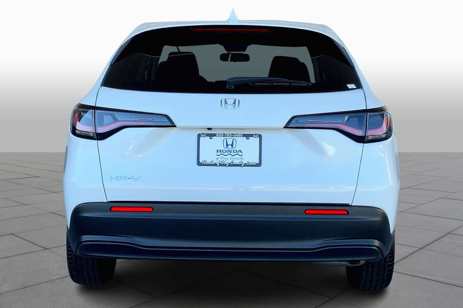 2026 Honda HR-V LX photo 4