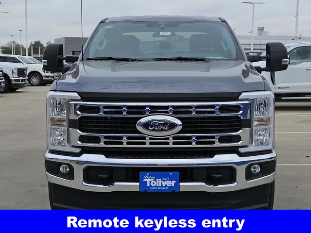 2026 Ford F-250 XLT photo 3