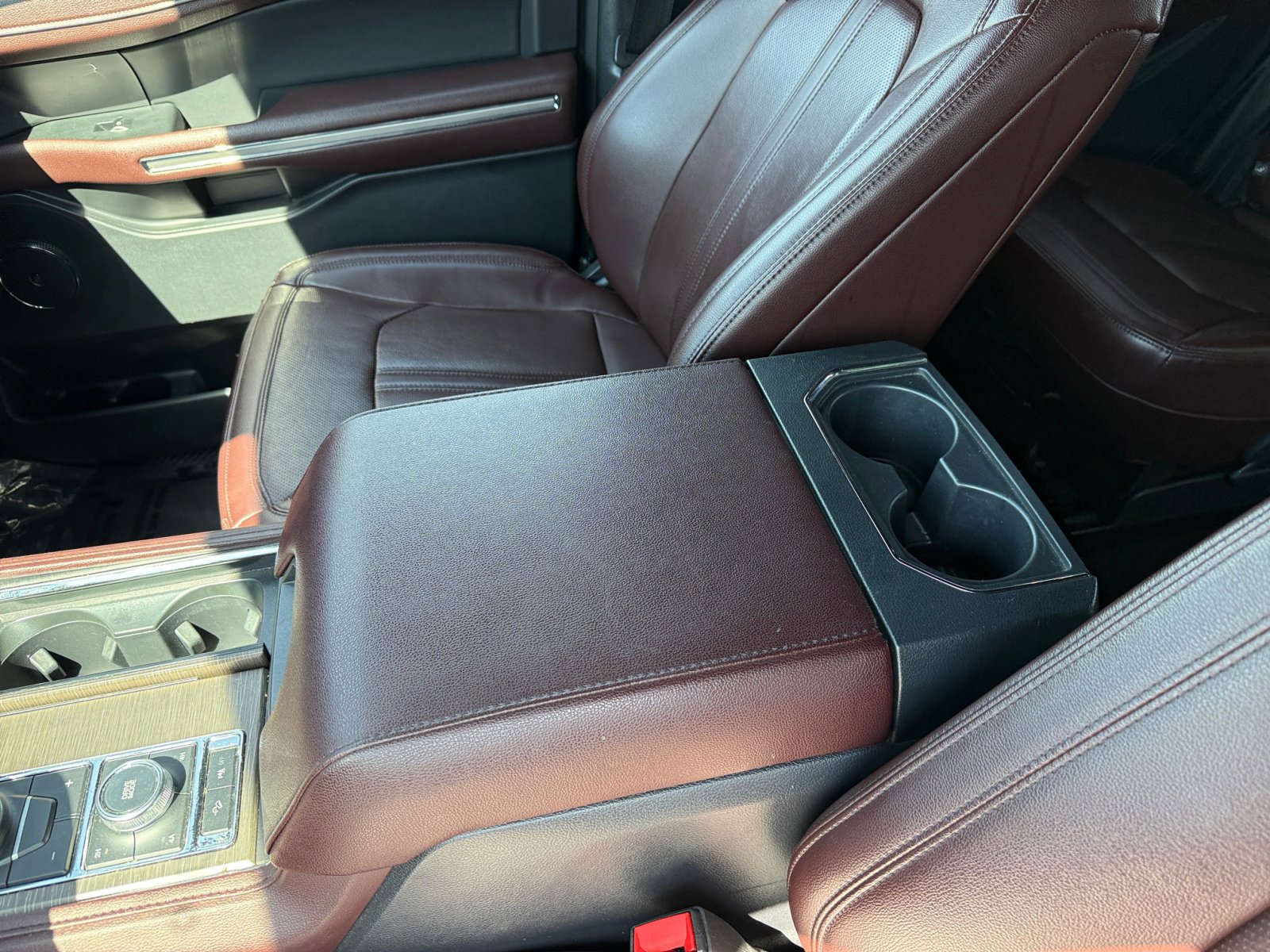 2023 Ford Expedition Limited photo 13
