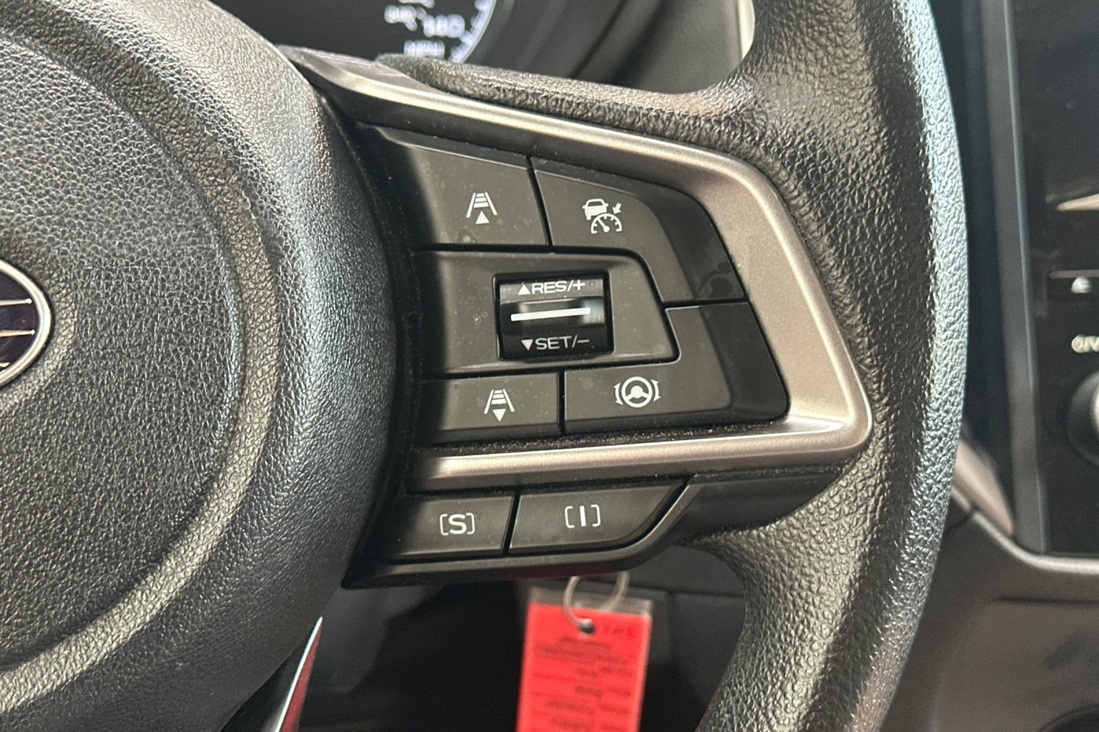 2022 Subaru Forester Base photo 26