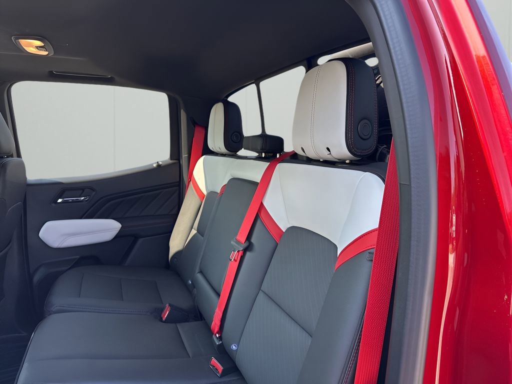 2026 Gmc Canyon AT4 photo 17