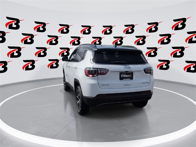 2024 Jeep Compass Limited photo 6