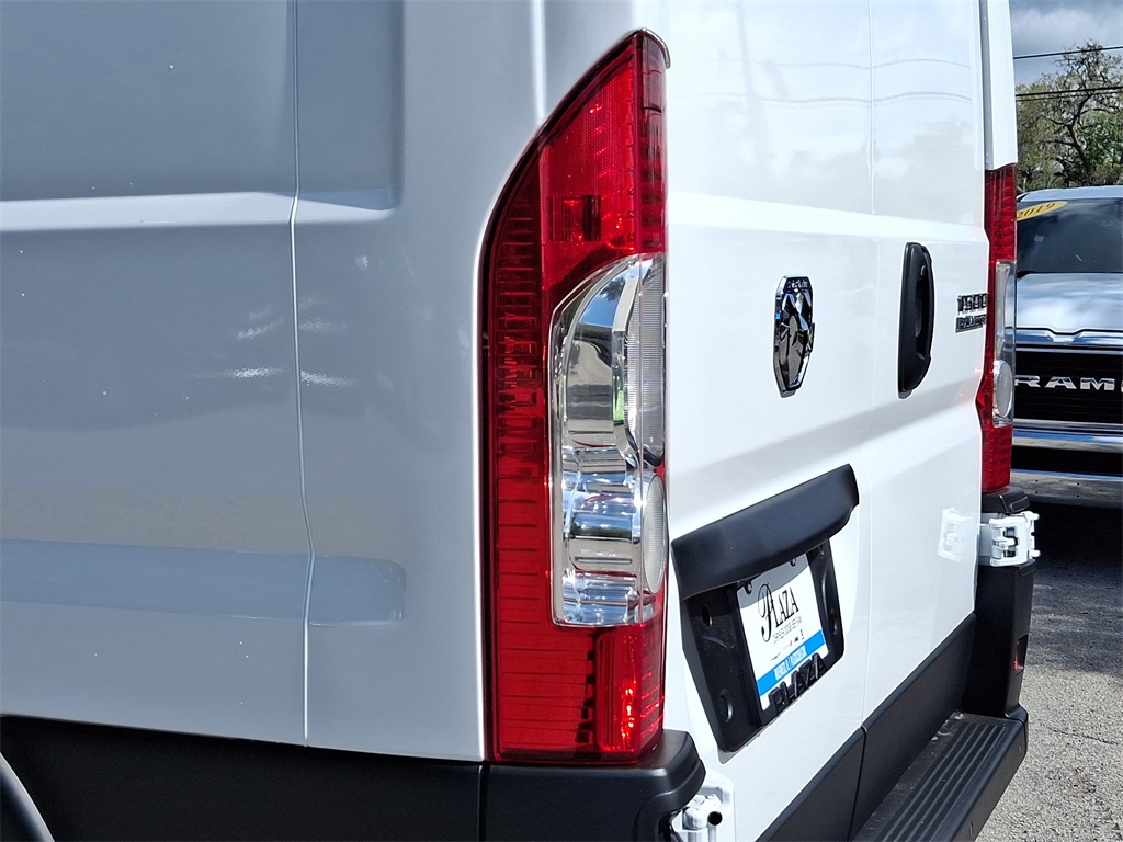 2025 Ram ProMaster 1500 SLT Cargo Van High Roof photo 7