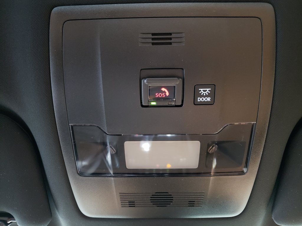 2025 Lexus IS 300 photo 18