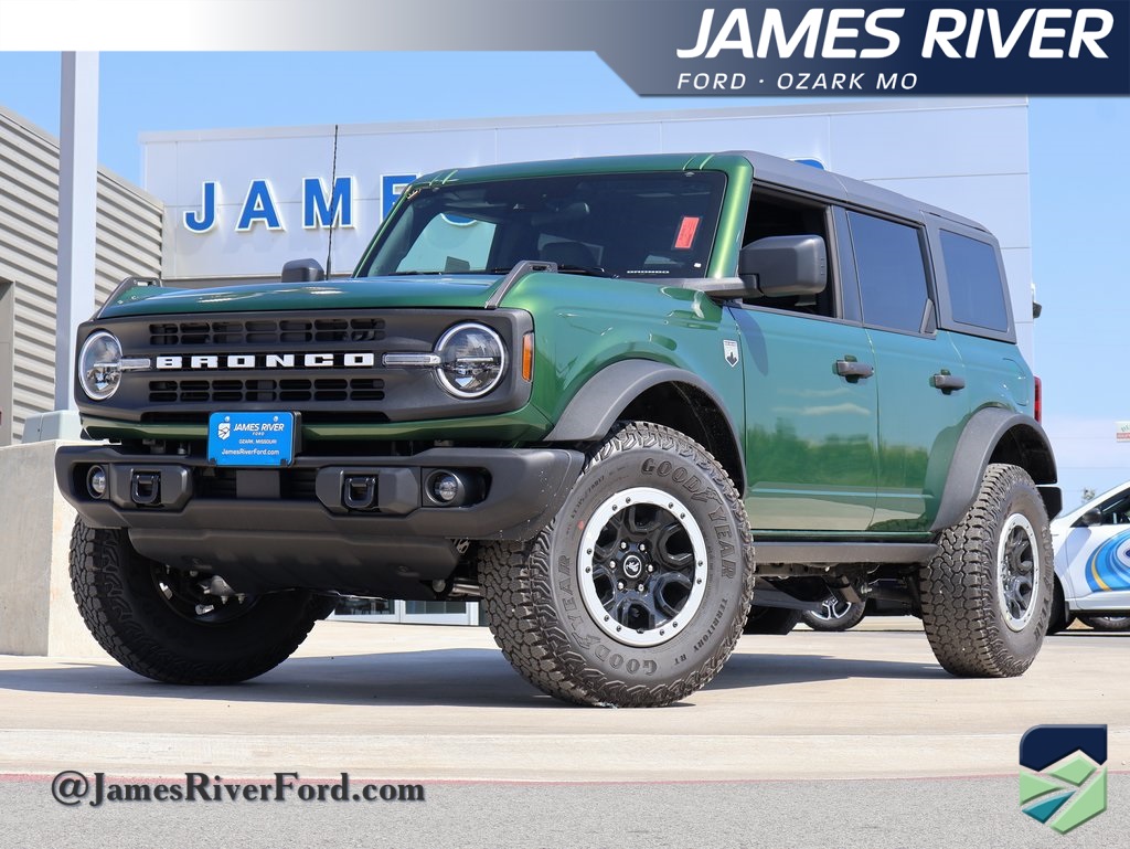 2025 Ford Bronco 4-Door Big Bend's photo