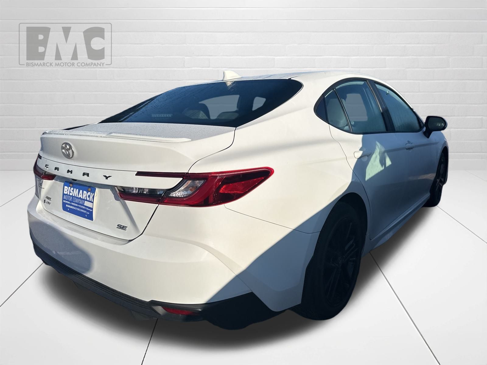2025 Toyota Camry LE photo 4